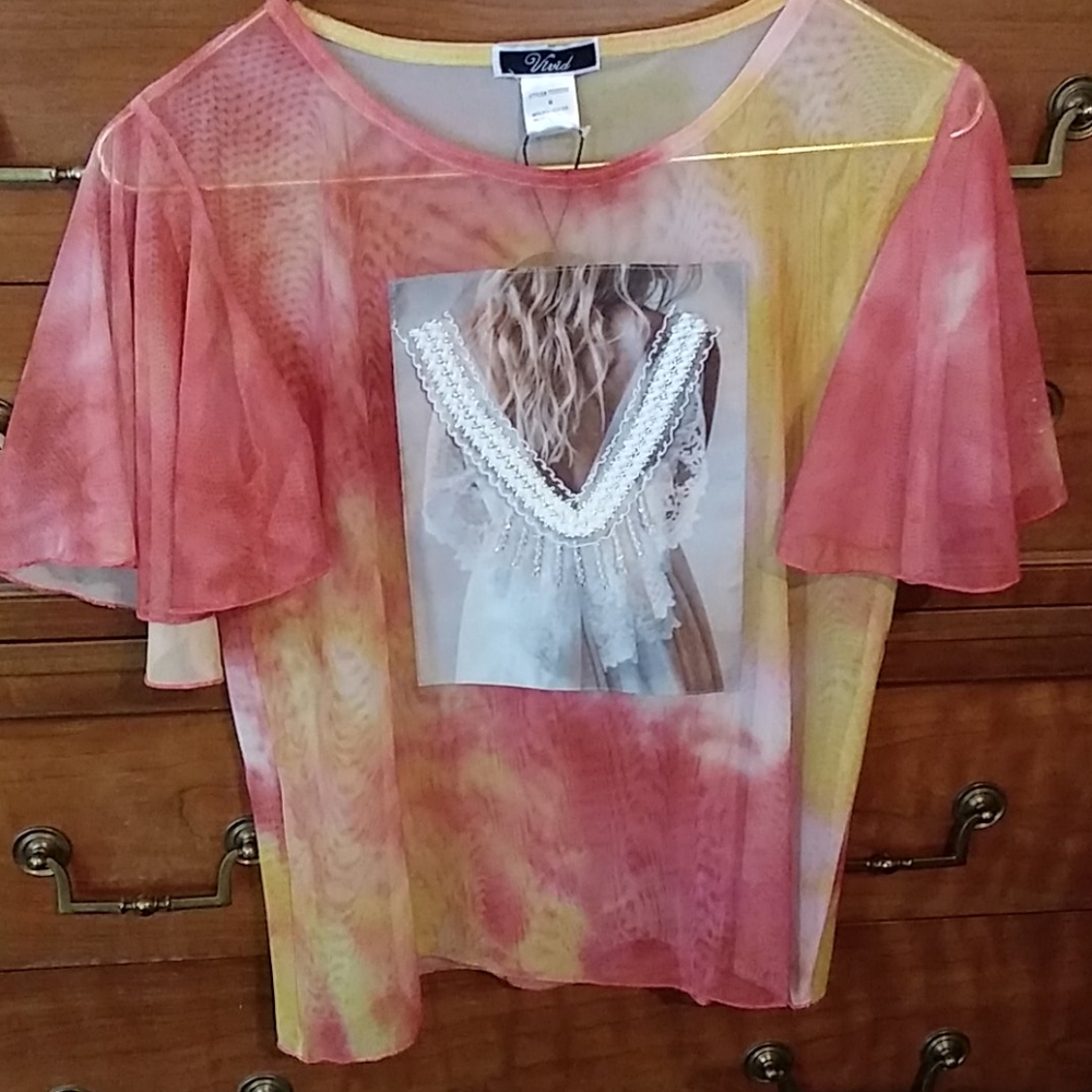 VIVID BLOUSES